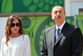 Le président Ilham Aliyev se rend au Salon Bakutel-2016 - PHOTOS